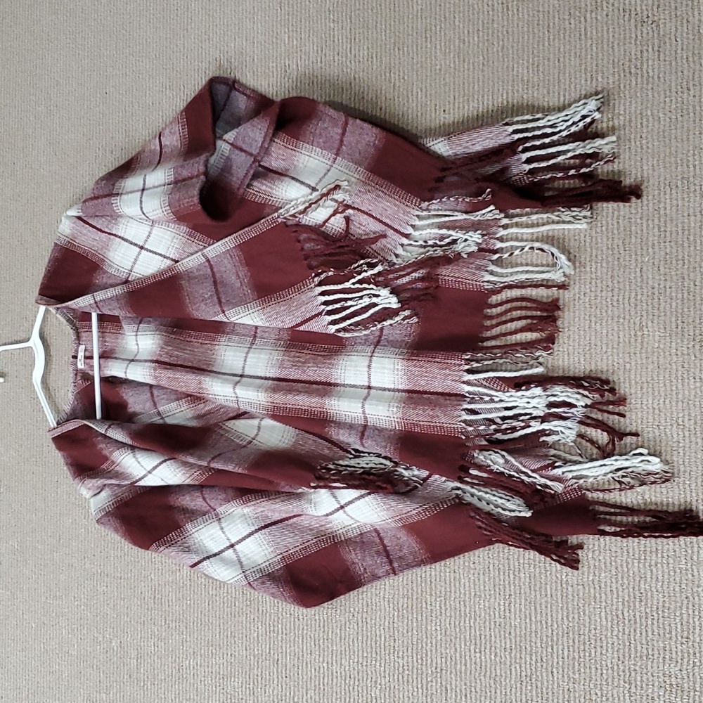 Hollister plaid wrap